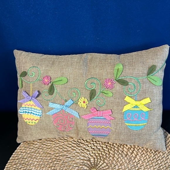 Other - NWOT National Tree Company Decorated Eggs Decorative Pillow, Beige, Easter 15”